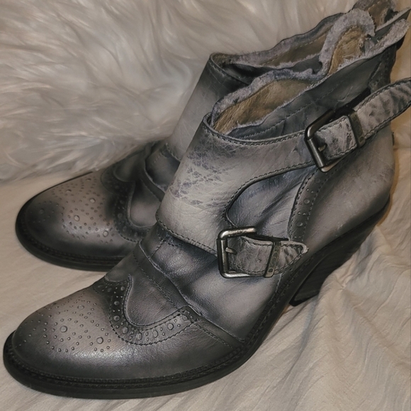 Dkode Ankle Boots - Picture 4 of 9